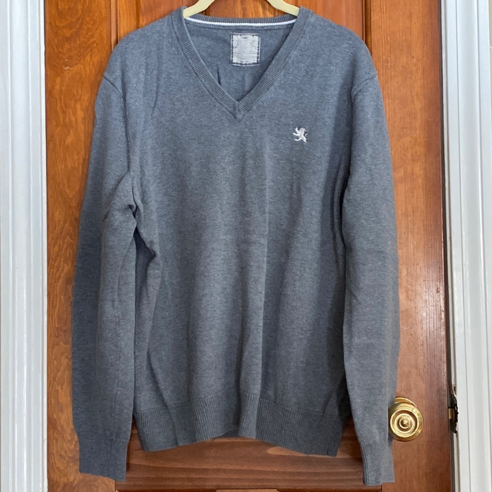 Express sweater lightly worn size medium will bundle all men’s items